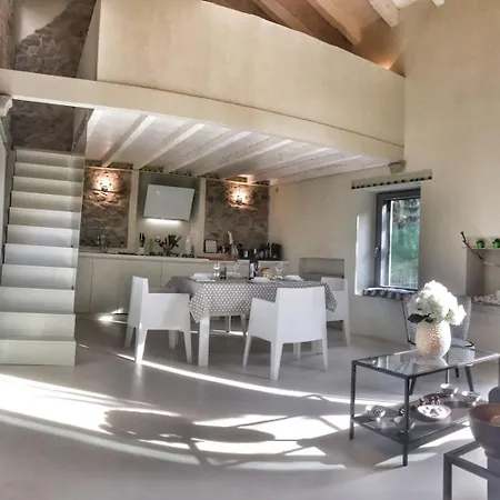 Skyline Retreat Апартаменты Стреза