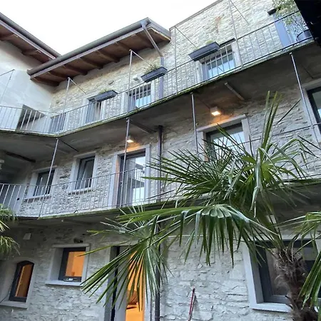 Skyline Retreat Стреза